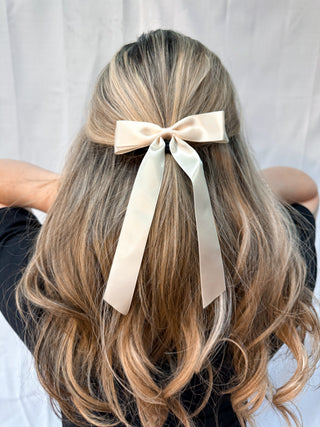 Satin Bow Hair Clip - Ivory-Hair Claws & Clips-Swan Madchen-Accessories,Created - 01/15/24,FD JAN 24-The Twisted Chandelier