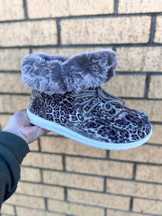 Fancy Black & White Leopard Faux Fur Lined High Top Shoes Gypsy Jazz-Shoes-GYPSY JAZZ/VERY G/WOLF BRANDS-05/15/24,1st md,Confirmed 06/01/26,GJSP0236-The Twisted Chandelier