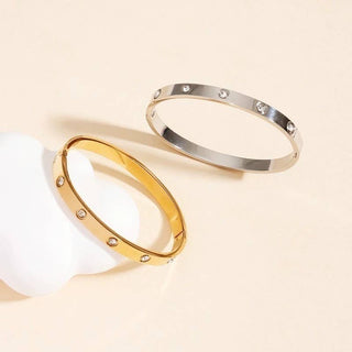 18K Non-Tarnish Waterproof Stainless Steel Bangle-Bracelet-JOSSLYN by wall to wall-40B5153-The Twisted Chandelier